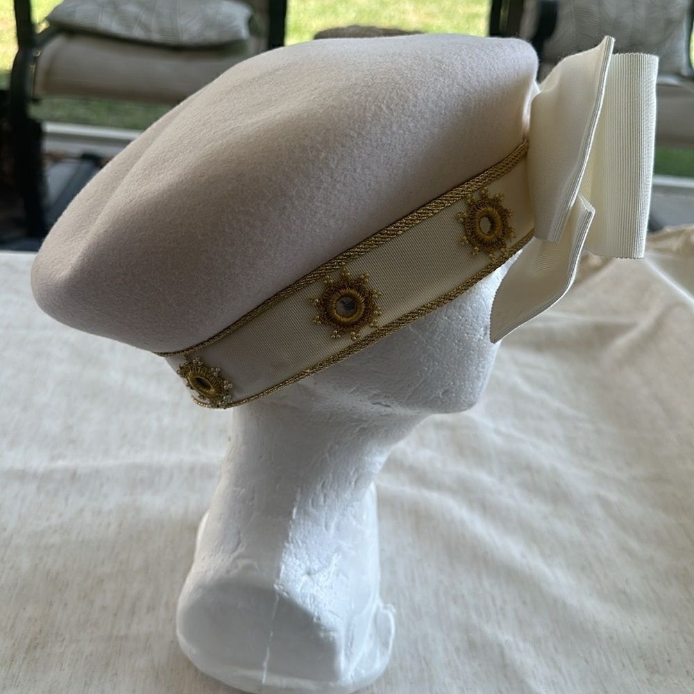 Eric Javits Cream & Gold Big Bow Beret Hat